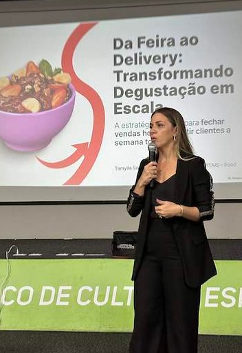 Coordenadora do iFood elogia Festival do Chocolate por investir no sucesso dos expositores